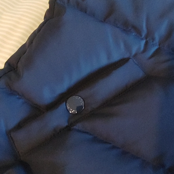 J Crew Puffer Vest - Picture 4 of 5